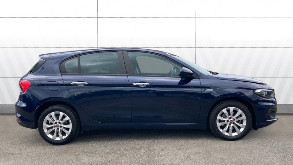 Fiat Tipo 1.4 Easy Plus 5dr Petrol Hatchback - Image 5