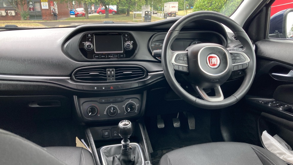 Fiat Tipo 1.4 Easy Plus 5dr Petrol Hatchback - Image 10