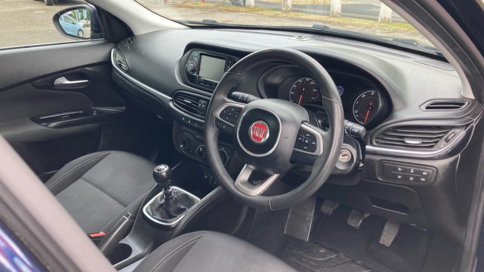 Fiat Tipo 1.4 Easy Plus 5dr Petrol Hatchback - Image 11
