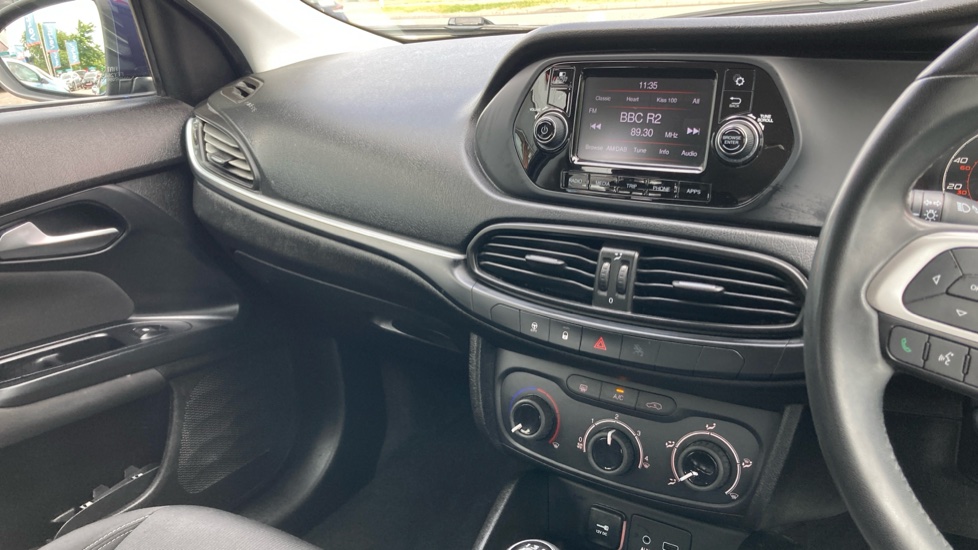 Fiat Tipo 1.4 Easy Plus 5dr Petrol Hatchback - Image 14