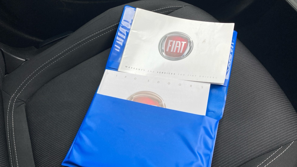 Fiat Tipo 1.4 Easy Plus 5dr Petrol Hatchback - Image 37