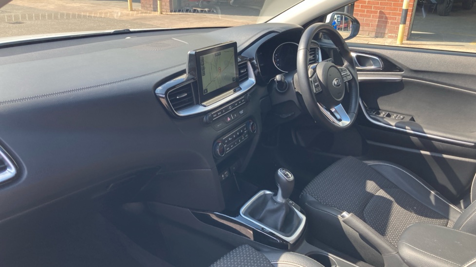 Kia Ceed 1.0T GDi ISG 3 5dr Petrol Hatchback - Image 9