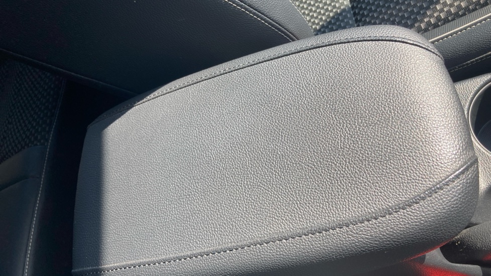 Kia Ceed 1.0T GDi ISG 3 5dr Petrol Hatchback - Image 31