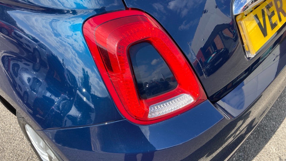 Fiat 500 1.2 Lounge 3dr Dualogic Petrol Hatchback - Image 66