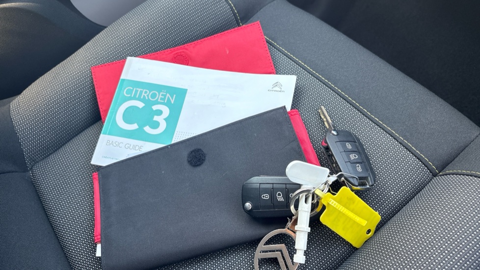 Citroen C3 1.2 PureTech 82 Feel 5dr Petrol Hatchback - Image 19