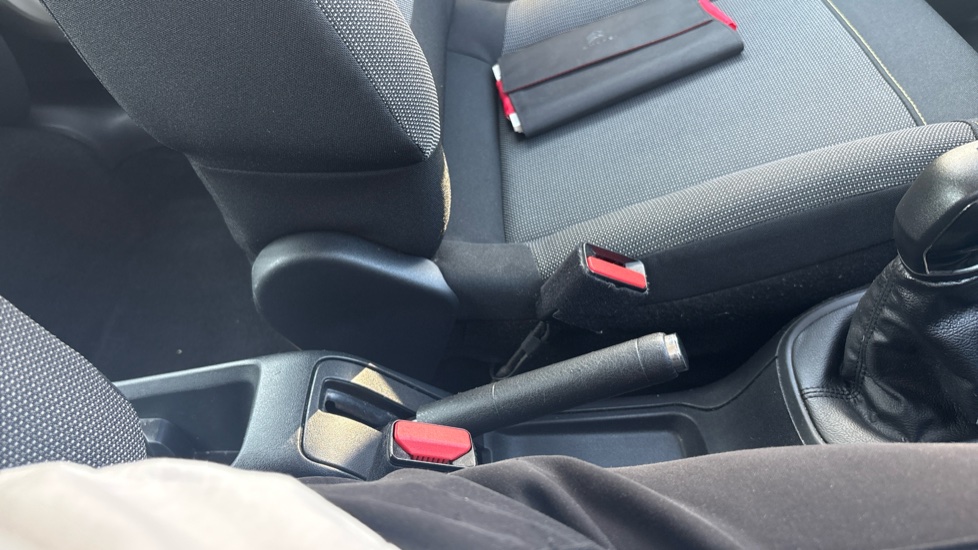 Citroen C3 1.2 PureTech 82 Feel 5dr Petrol Hatchback - Image 31