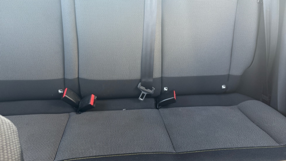 Citroen C3 1.2 PureTech 82 Feel 5dr Petrol Hatchback - Image 35