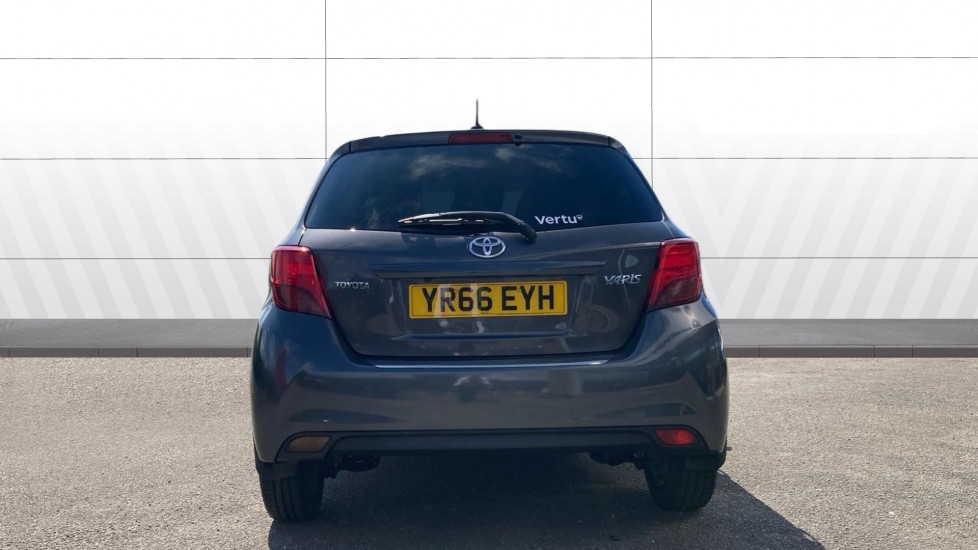 Toyota Yaris 1.33 VVT-i Icon 5dr CVT Petrol Hatchback - Image 6