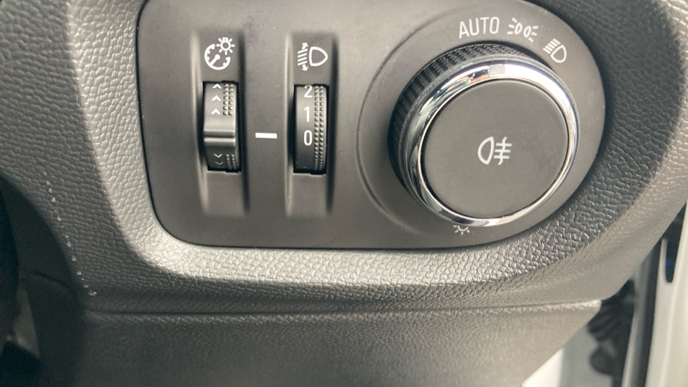 Vauxhall Corsa 1.2 GS 5dr Petrol Hatchback - Image 44