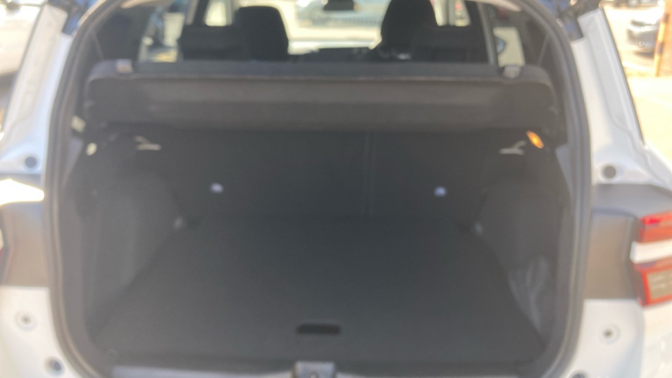 Vauxhall Frontera 83kW GS 44kWh 5dr Auto Electric Estate - Image 4
