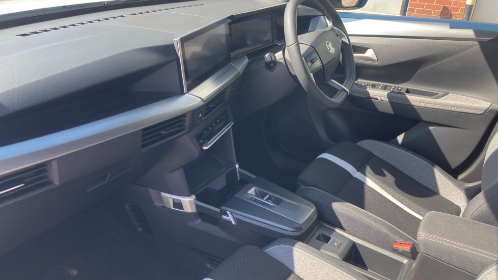Vauxhall Frontera 83kW GS 44kWh 5dr Auto Electric Estate - Image 9