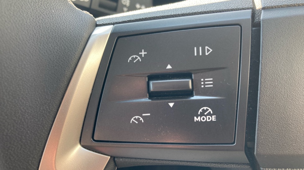 Vauxhall Frontera 83kW GS 44kWh 5dr Auto Electric Estate - Image 23