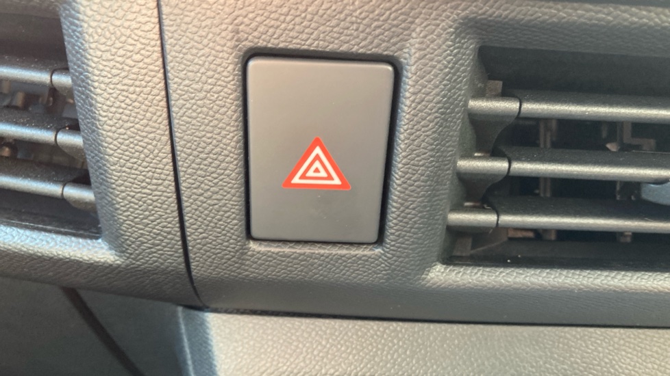 Vauxhall Frontera 83kW GS 44kWh 5dr Auto Electric Estate - Image 39