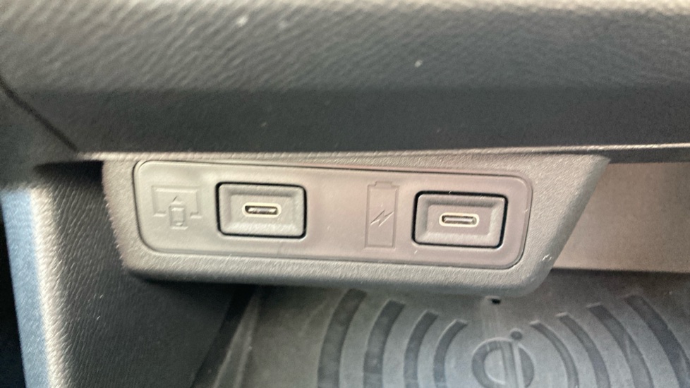 Vauxhall Frontera 83kW GS 44kWh 5dr Auto Electric Estate - Image 41