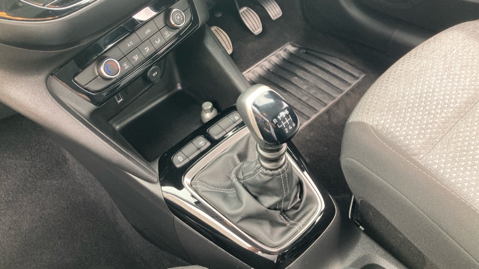 Vauxhall Corsa 1.2 Turbo Design 5dr Petrol Hatchback - Image 13