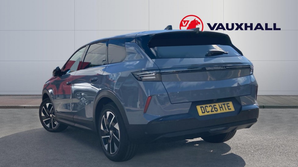 Vauxhall Grandland 1.2 Hybrid 145 Design 5dr e-DCT6 Petrol Hatchback - Image 2