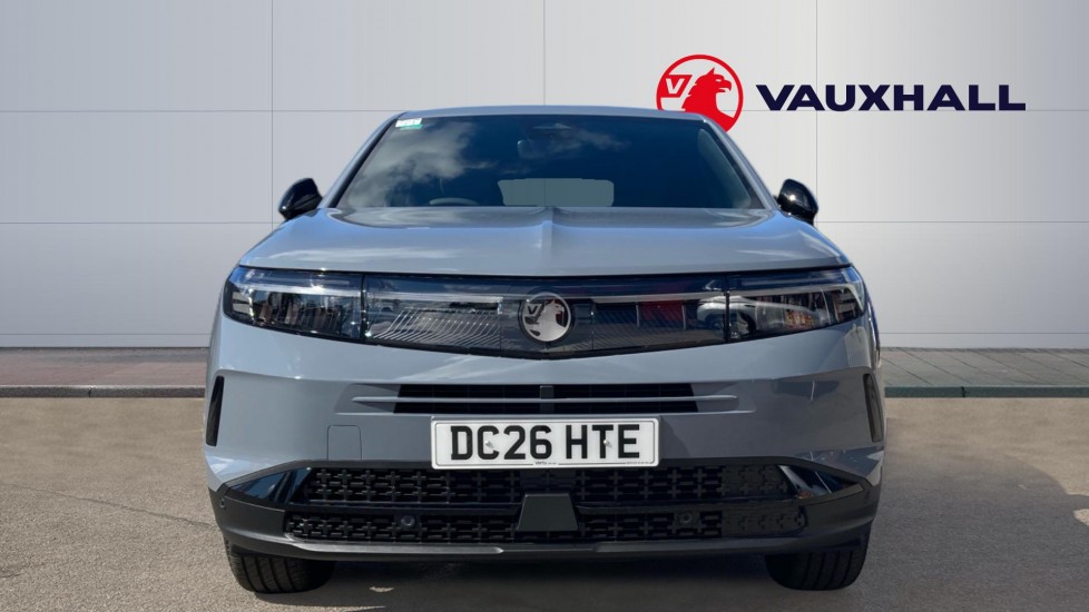 Vauxhall Grandland 1.2 Hybrid 145 Design 5dr e-DCT6 Petrol Hatchback - Image 3