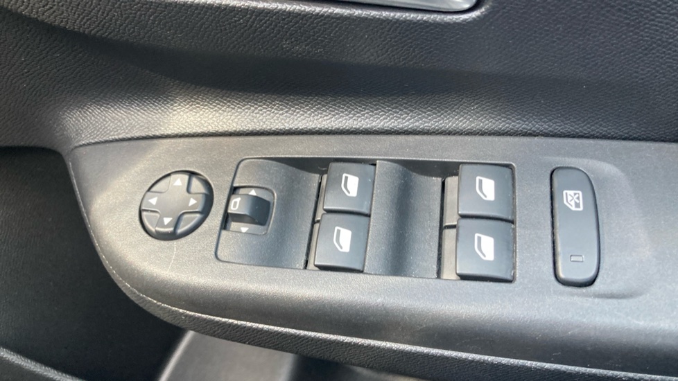 Vauxhall Corsa 1.2 SE Edition 5dr Petrol Hatchback - Image 31