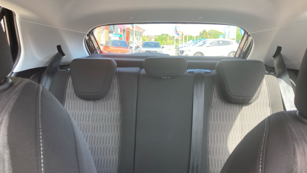 Vauxhall Corsa 1.2 Design 5dr Petrol Hatchback - Image 15