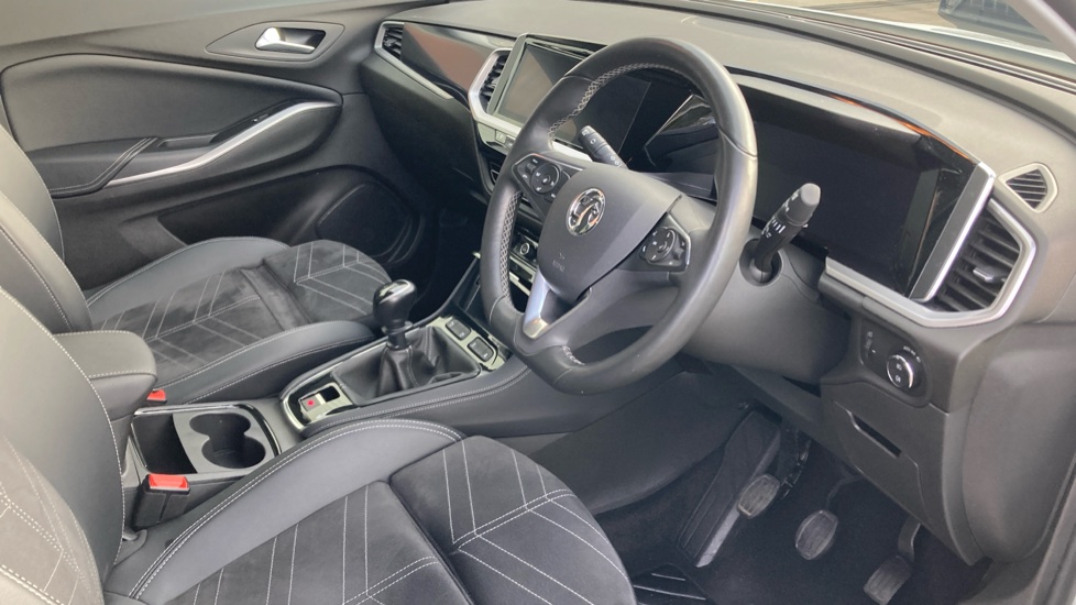 Vauxhall Grandland 1.2 Turbo Ultimate 5dr Petrol Hatchback - Image 11