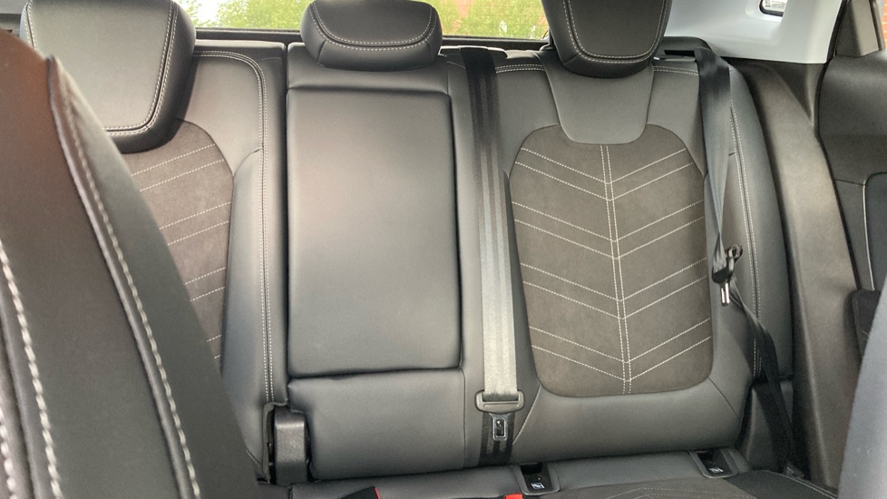 Vauxhall Grandland 1.2 Turbo Ultimate 5dr Petrol Hatchback - Image 15