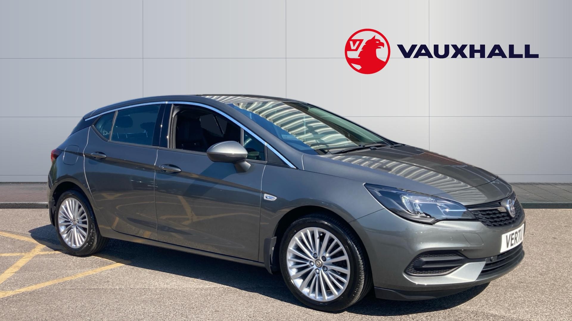 Vauxhall Astra listing photo