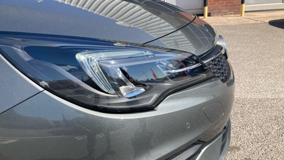 Vauxhall Astra 1.2 Turbo 145 Elite Nav Premium 5dr Petrol Hatchback - Image 36