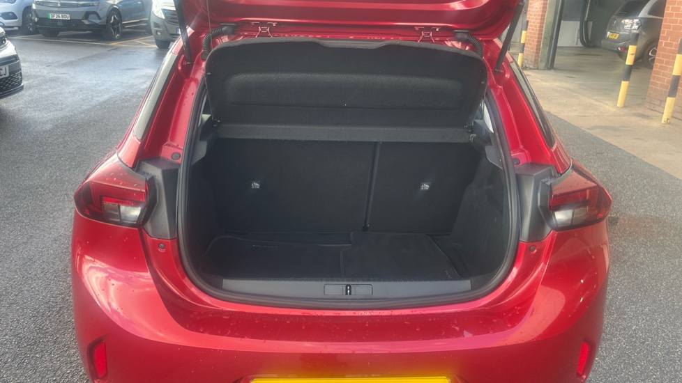Vauxhall Corsa 1.2 SE 5dr Petrol Hatchback - Image 4