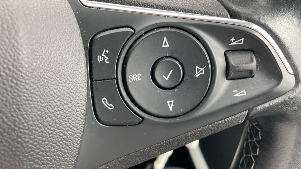 Vauxhall Crossland X 1.2 [83] SRi Nav 5dr [Start Stop] Petrol Hatchback - Image 24