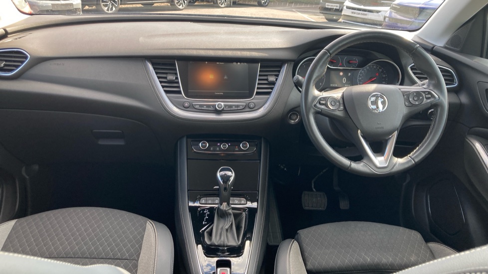 Vauxhall Grandland X 1.2 Turbo Griffin Edition 5dr Auto Petrol Hatchback - Image 10