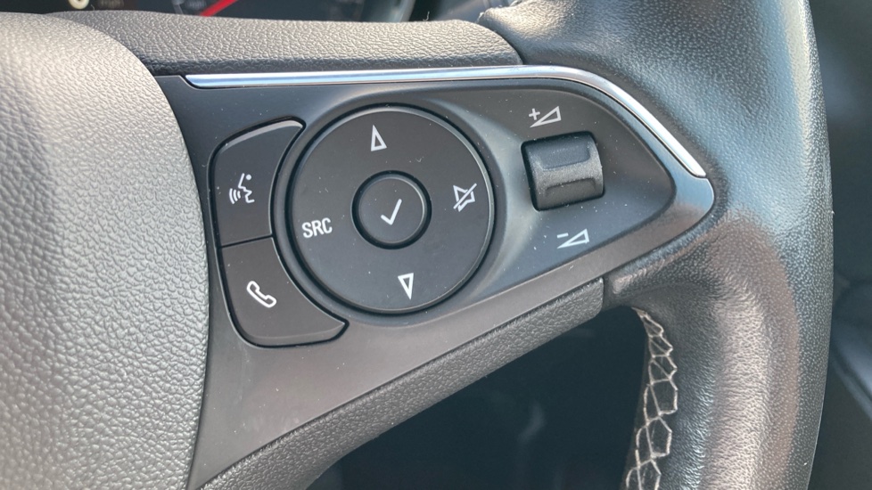 Vauxhall Grandland X 1.2 Turbo Griffin Edition 5dr Auto Petrol Hatchback - Image 23