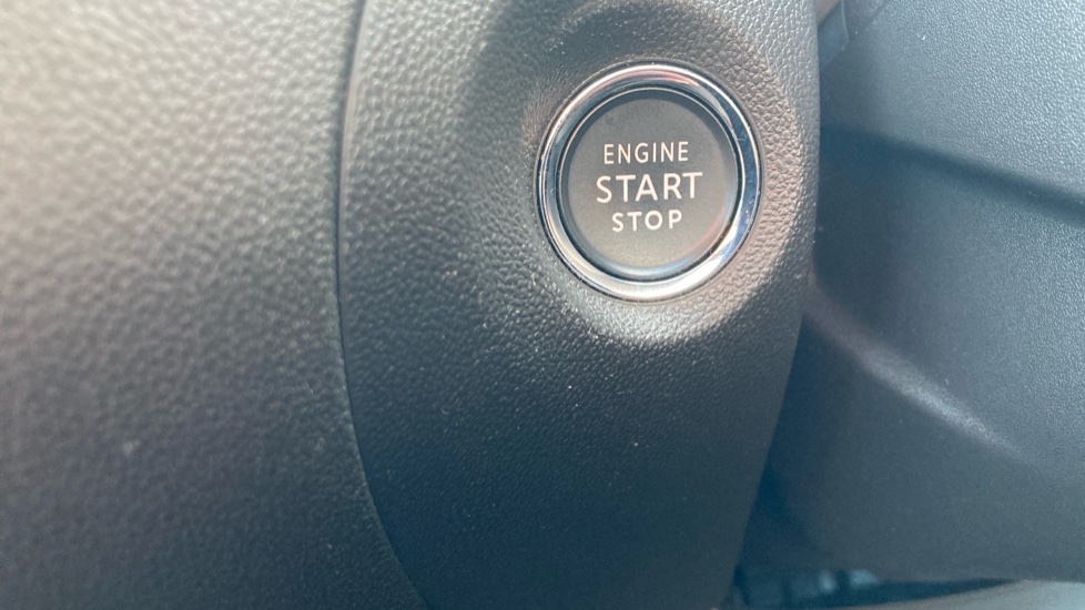 Vauxhall Grandland X 1.2 Turbo Griffin Edition 5dr Auto Petrol Hatchback - Image 28