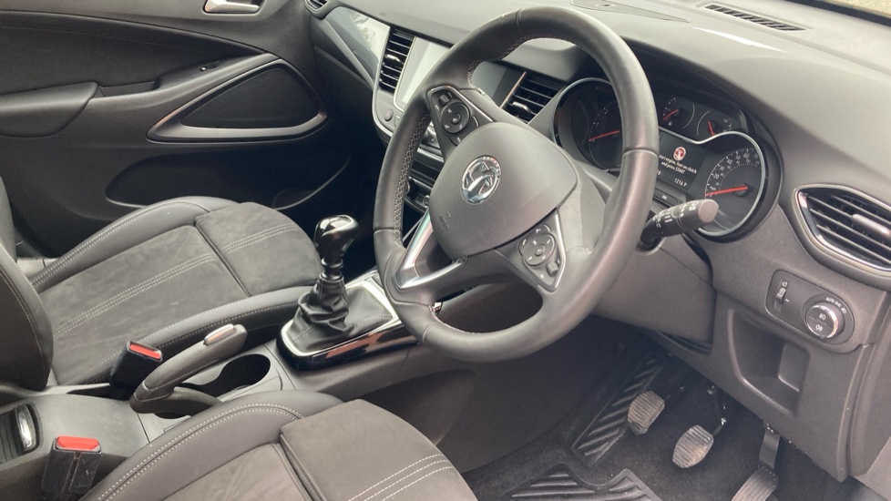 Vauxhall Crossland 1.2 Turbo Ultimate 5dr Petrol Hatchback - Image 11