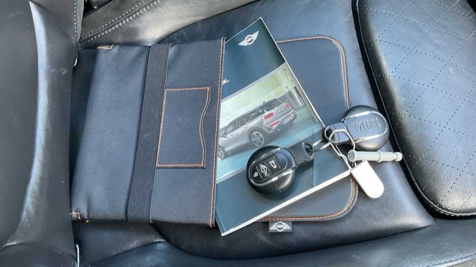 MINI Clubman 2.0 Cooper S 6dr Petrol Estate - Image 19