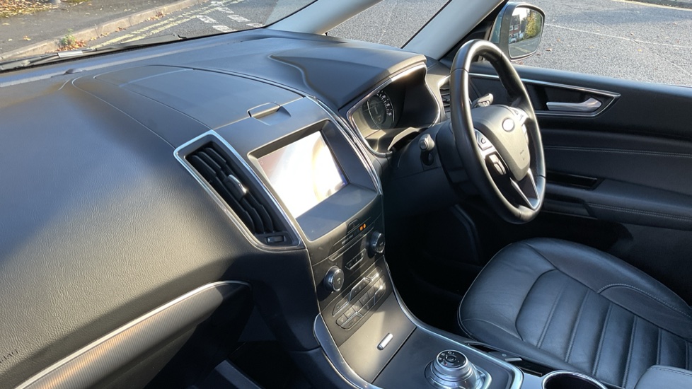 Ford Galaxy 2.5 FHEV 190 Titanium 5dr CVT Hybrid Estate - Image 9