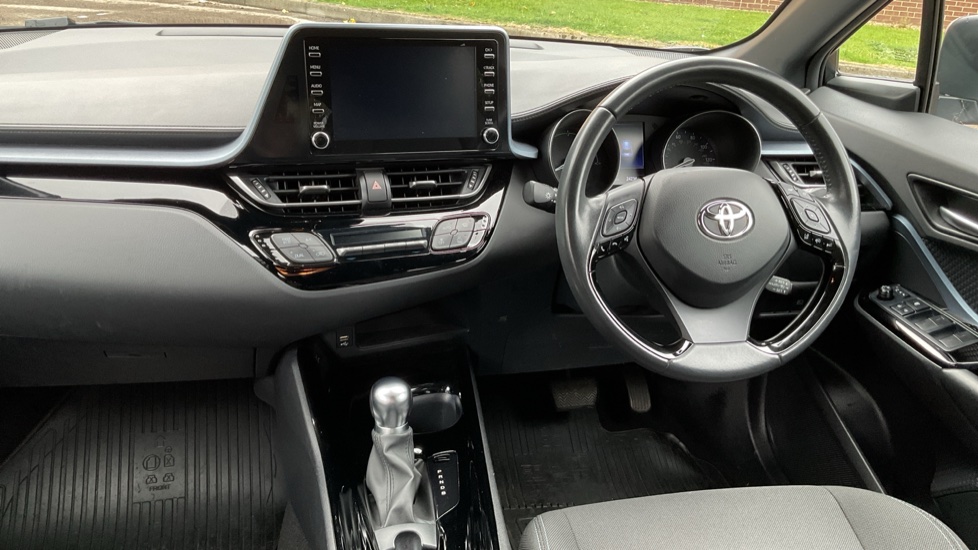 Toyota C-HR 1.8 Hybrid Design 5dr CVT Hybrid Hatchback - Image 10