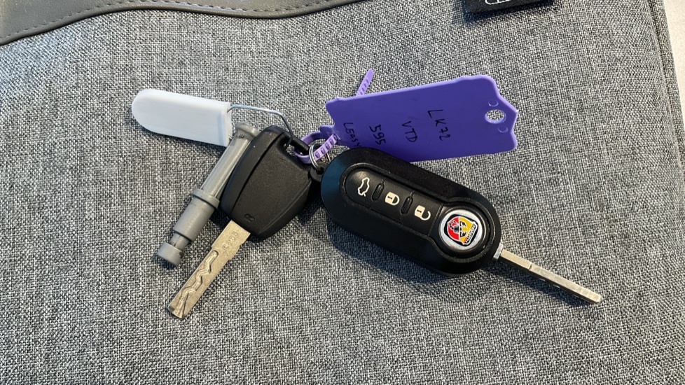 Abarth 595 1.4 T-Jet 165 2dr Petrol Convertible - Image 19