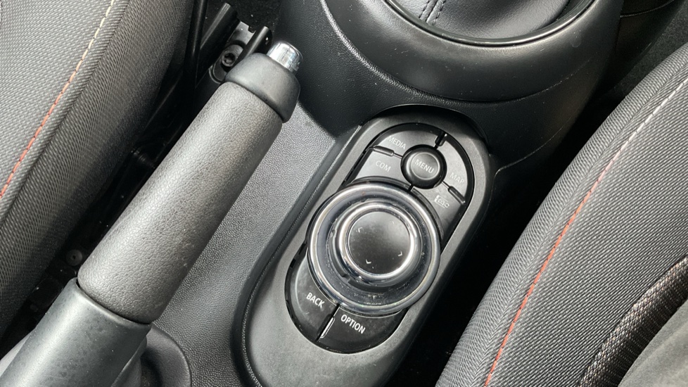 MINI Cooper 1.5 C Classic 3dr Auto Petrol Hatchback - Image 24