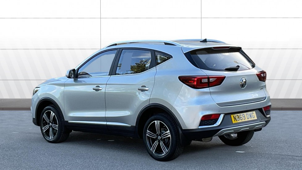 MG ZS 1.5 VTi-TECH Exclusive 5dr Petrol Hatchback - Image 2