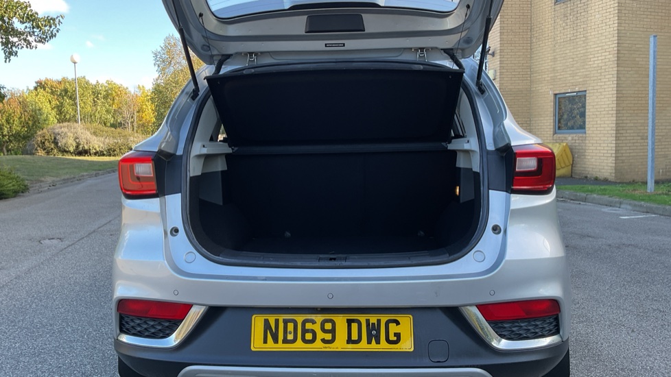 MG ZS 1.5 VTi-TECH Exclusive 5dr Petrol Hatchback - Image 4