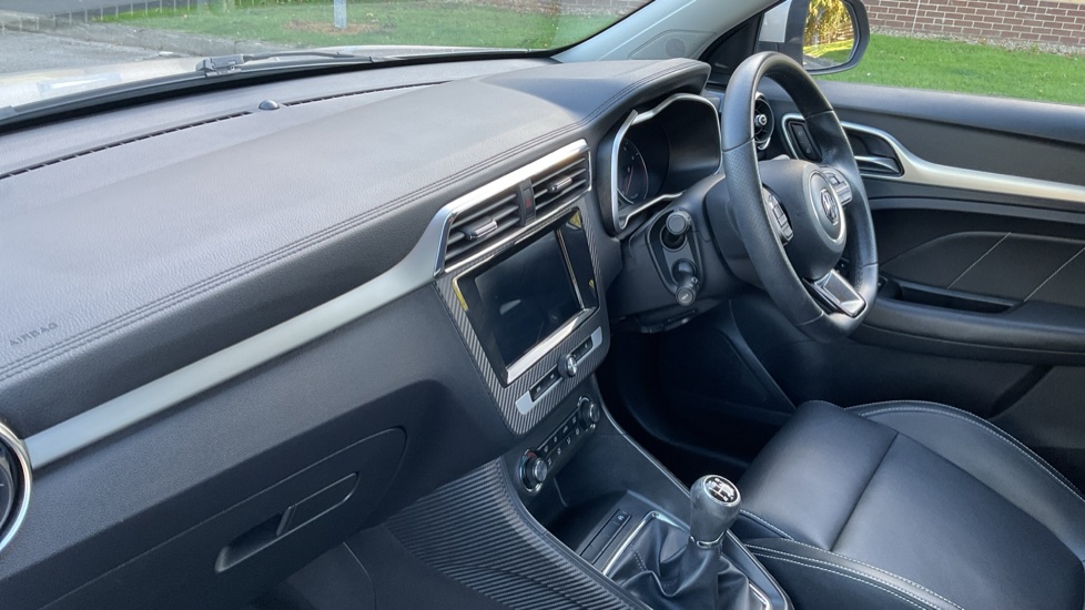 MG ZS 1.5 VTi-TECH Exclusive 5dr Petrol Hatchback - Image 9