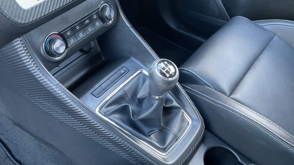 MG ZS 1.5 VTi-TECH Exclusive 5dr Petrol Hatchback - Image 13
