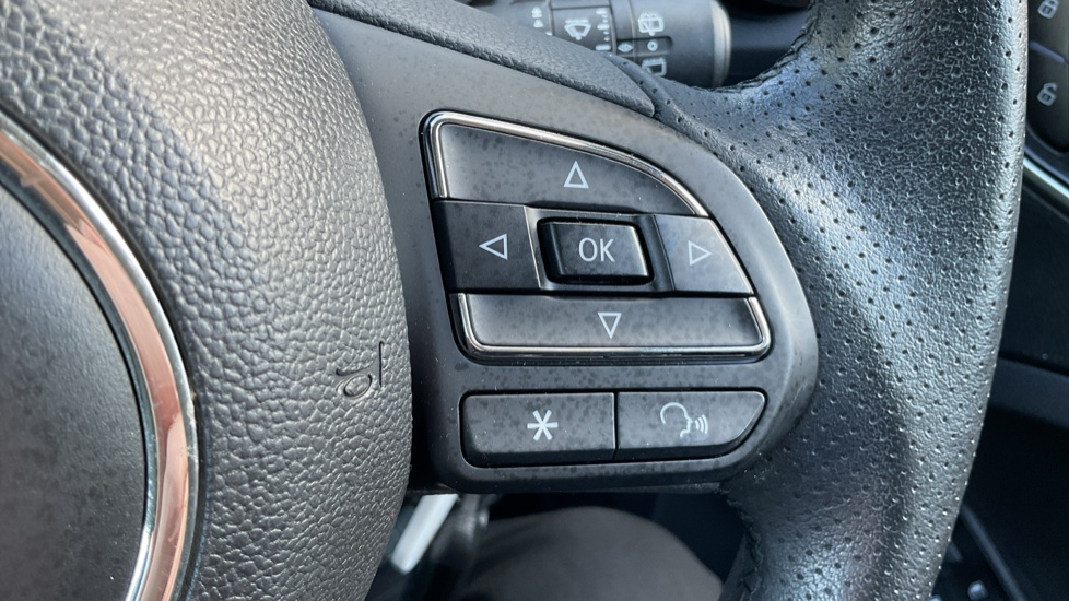 MG ZS 1.5 VTi-TECH Exclusive 5dr Petrol Hatchback - Image 25