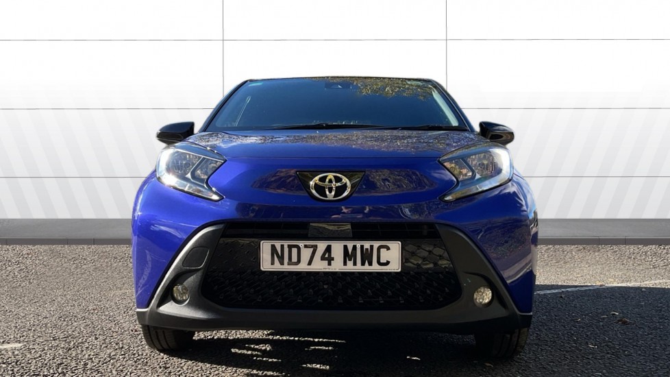 Toyota Aygo X 1.0 VVT-i Edge 5dr Petrol Hatchback - Image 3