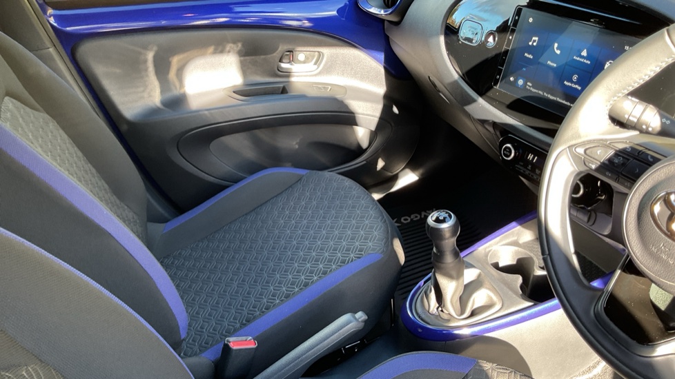 Toyota Aygo X 1.0 VVT-i Edge 5dr Petrol Hatchback - Image 14