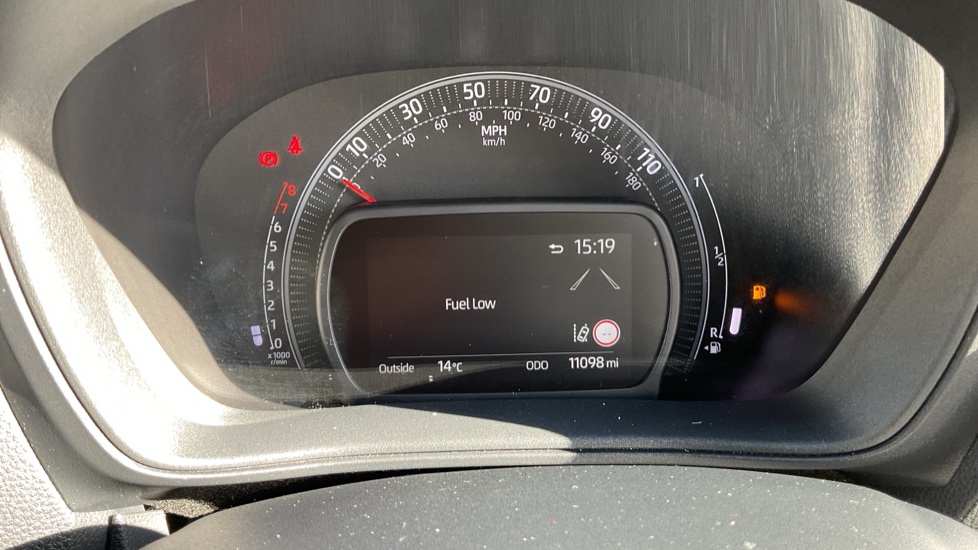 Toyota Aygo X 1.0 VVT-i Edge 5dr Petrol Hatchback - Image 18