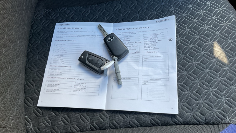 Toyota Aygo X 1.0 VVT-i Edge 5dr Petrol Hatchback - Image 19