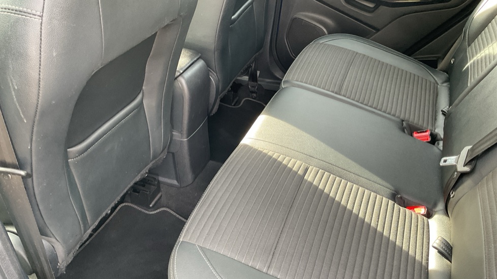 Ford EcoSport 1.0 EcoBoost 125 Titanium 5dr Petrol Hatchback - Image 16