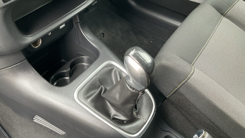 Citroen C3 1.2 PureTech 82 Flair 5dr Petrol Hatchback - Image 13