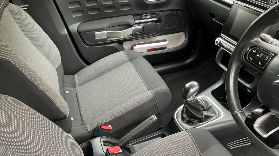 Citroen C3 1.2 PureTech 82 Flair 5dr Petrol Hatchback - Image 14
